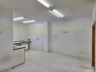 Local comercial en alquiler en Paseo Independencia en Zaragoza