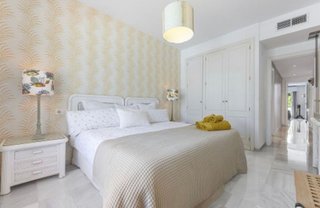 Piso en alquiler en Lomas de Marbella Club en Marbella