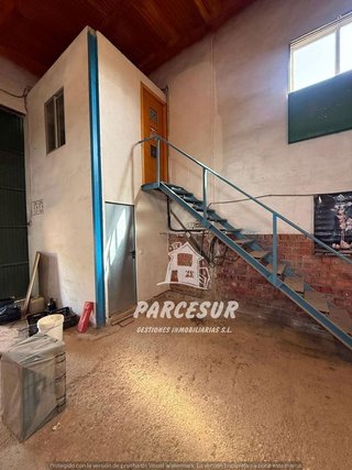 Nave industrial en alquiler en El Higuerón en Córdoba