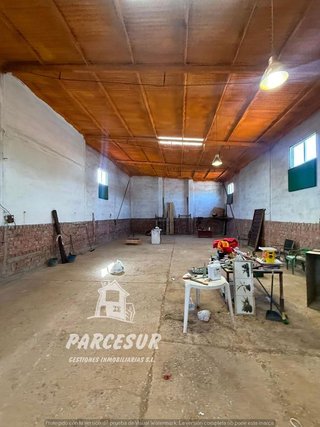 Nave industrial en alquiler en El Higuerón en Córdoba