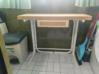 Mesa de cocina abatible madera y metal