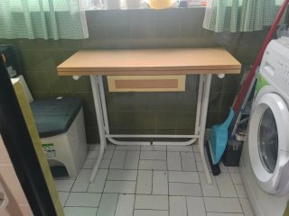 Mesa de cocina abatible madera y metal