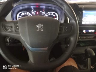 Peugeot Traveller 2018