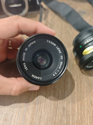 Canon AE-1 Program + objetivo + accesorios
