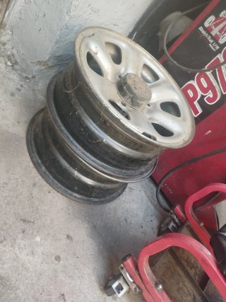 Llantas toyota land Cruiser