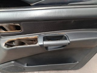 Paneles Puertas Delanteras Nissan Terrano 2