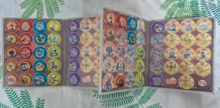 2 Álbumes de tazos Yu-Gi-Oh año 2004