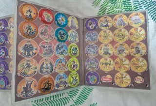 2 Álbumes de tazos Yu-Gi-Oh año 2004