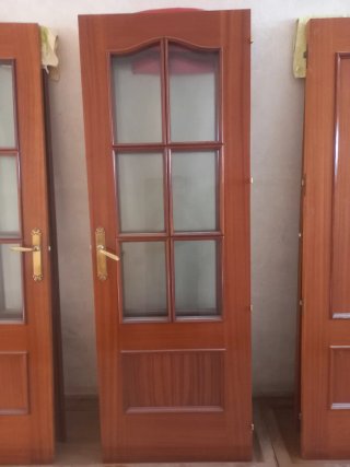 Puertas interiores de madera Sapelly 50€/ud.