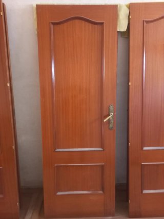 Puertas interiores de madera Sapelly 50€/ud.