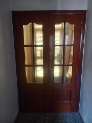 Puertas interiores de madera Sapelly 50€/ud.