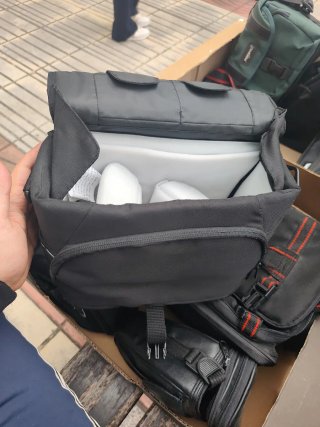 Cartuchera Amazon Basics Negra
