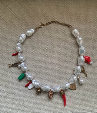Collar Zara Perlas Charms Mediterráneos