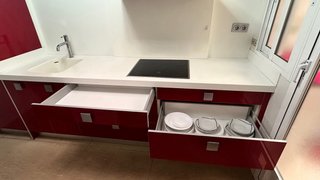 Cocina completa roja