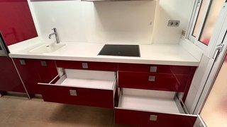 Cocina completa roja