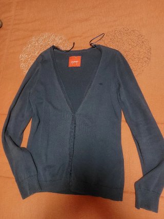 Chaquetas punto Esprit y Mango