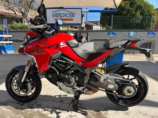Ducati Multiestrada 1260 S Roja y Negra