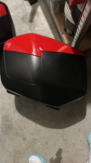 Ducati Multiestrada 1260 S Roja y Negra