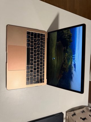 Macbook Air 13 2019 Rose Gold
