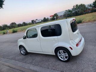Nissan Cube 2010