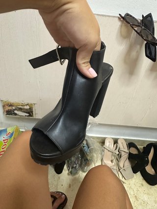 Tacones sin estrenar