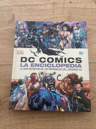 DC Comics la enciclopedia : la guía definitiva