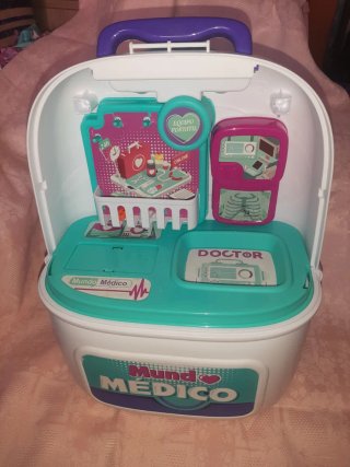 Mundo Médico Maletín Juguete