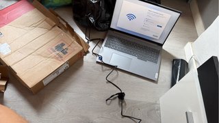 Ordenador portátil Lenovo gris