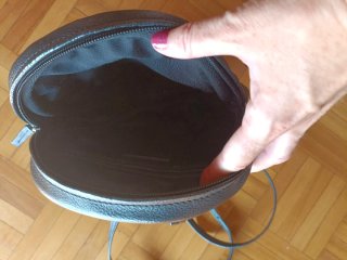 Mochila Zara Piel Tachas Negra Redonda