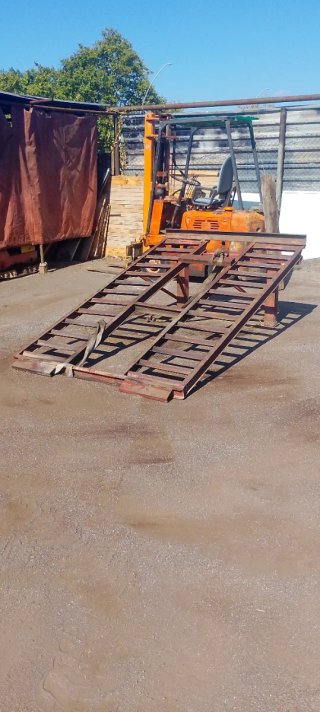 Rampa de carga para minicargadora