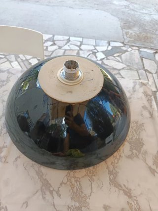 Lavabo de cerámica negro