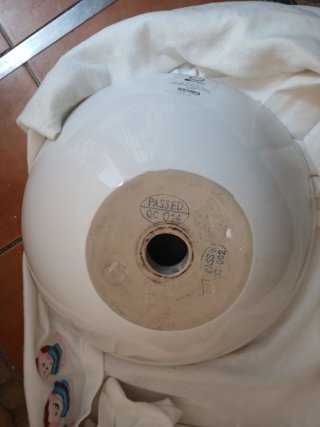 Lavabo sobre encimera de porcelana blanco
