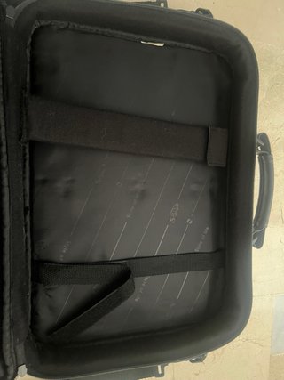 Maletín portátil negro