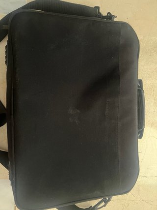 Maletín portátil negro