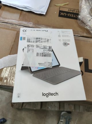 Logitech Combo Touch para iPad Air de 11 Pulgadas
