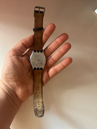 Swatch Irony Medium Black Flower