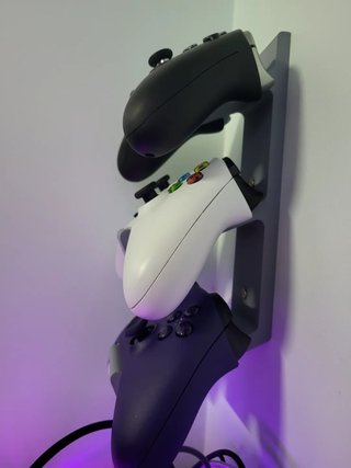 Soporte Universal para Mandos de Consola