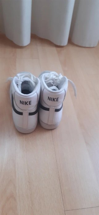 Zapatillas Nike Blazer Mid Talla 38.5