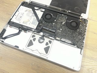 Lote 2 MacBook Pro para piezas