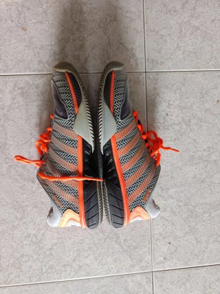 K-Swiss Zapatillas Grises y Naranjas