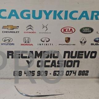 MOLDURA PARACHOQUES DERECHO MERCEDES USADO