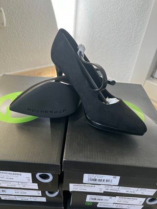 Zapato tacon color Negro T 36, 37, 38, 39 y 41