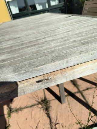 Tavolo da giardino allungabile in acacia NATERIAL