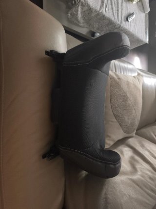 Alzador coche Isofix PLAY