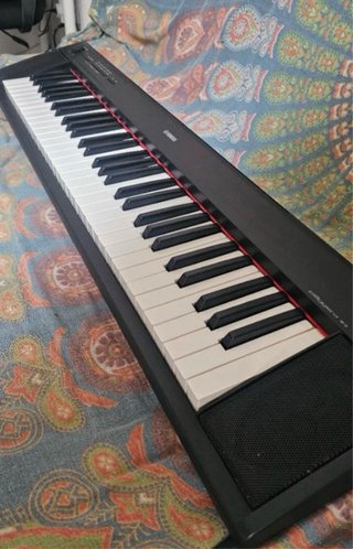 Piano Yamaha NP-12B