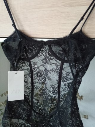 Body lencero encaje Zara