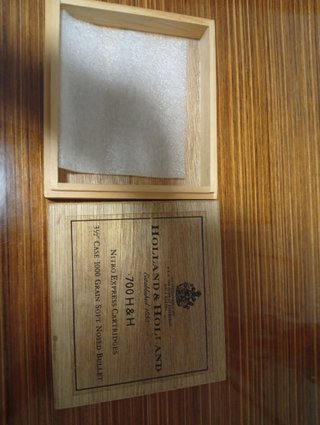 Caja Madera Holland & Holland 700 Nitro Express