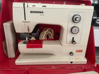 Máquina de coser Bernina 830
