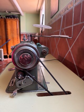 Máquina de coser Refrey Transforma