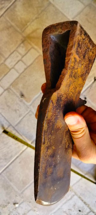 Accetta antica
